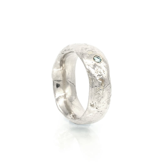 Ruwe blauwe diamant ring